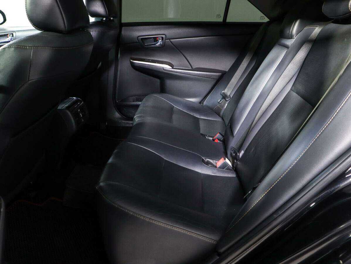 Toyota Camry 2016 года с пробегом. Фото: #6