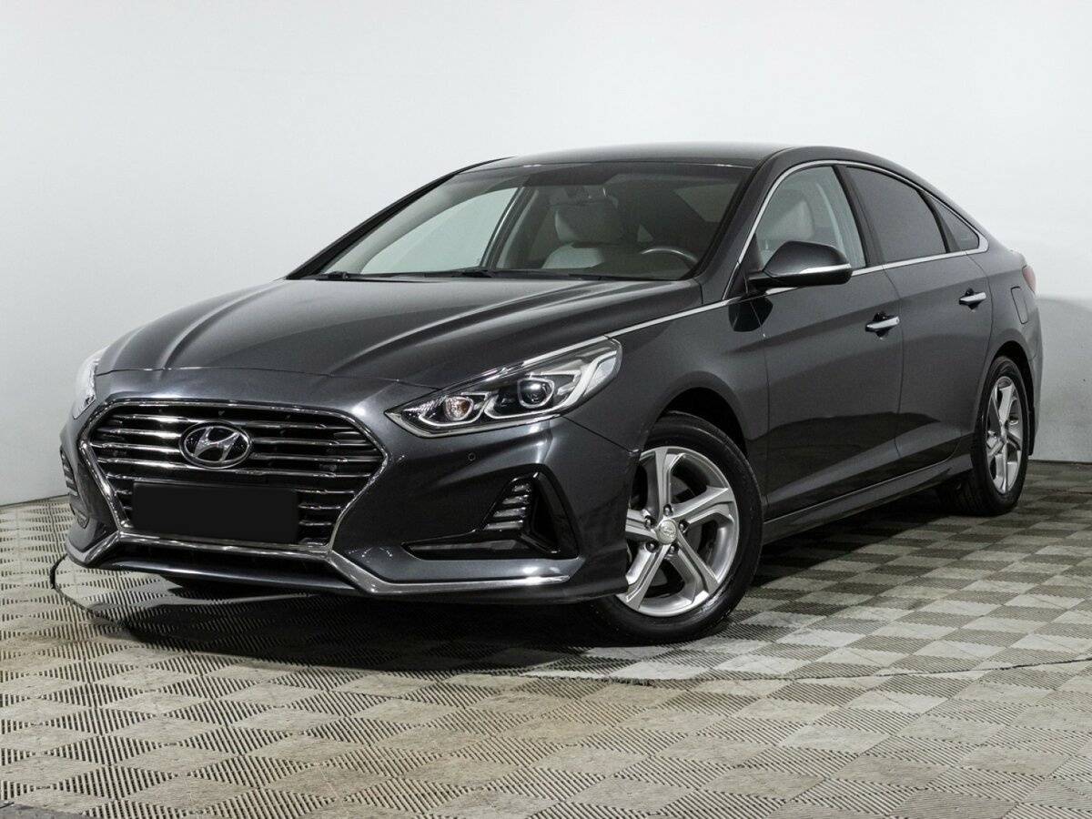 Hyundai Sonata 2018 года с пробегом. Посмотреть фото