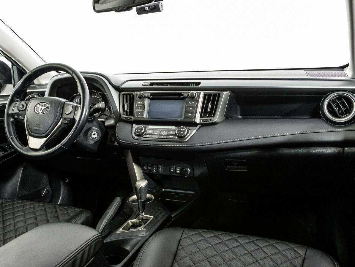 Toyota RAV4 2014 года с пробегом. Фото: #8