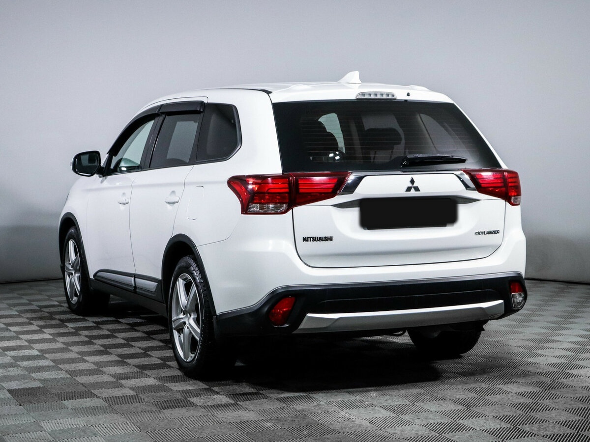 Mitsubishi Outlander 2018 года с пробегом. Фото: #6