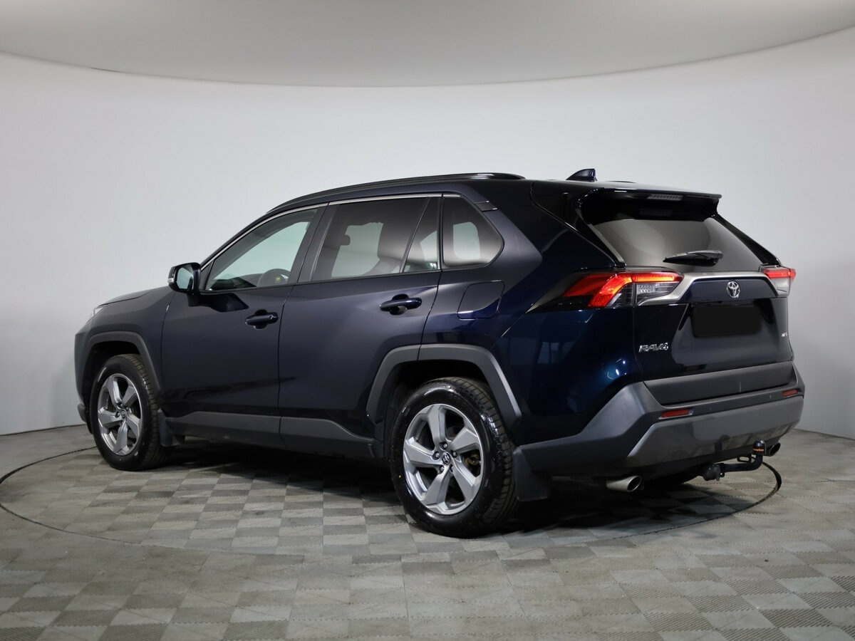 Toyota RAV4 2019 года с пробегом. Фото: #6