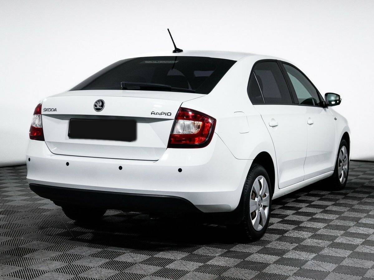 Skoda Rapid 2019 года с пробегом. Фото: #4