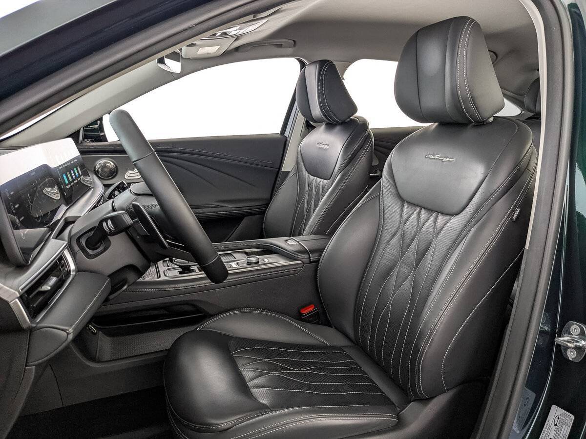 Chery Arrizo 8 2023 года с пробегом. Фото: #19