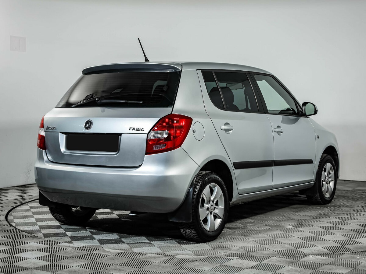 Skoda Fabia 2014 года с пробегом. Фото: #3