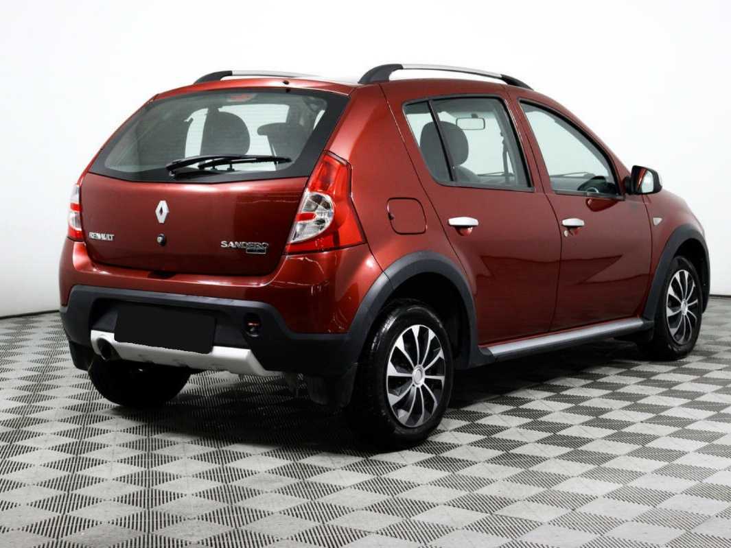 Renault Sandero 2012 года с пробегом. Фото: #4