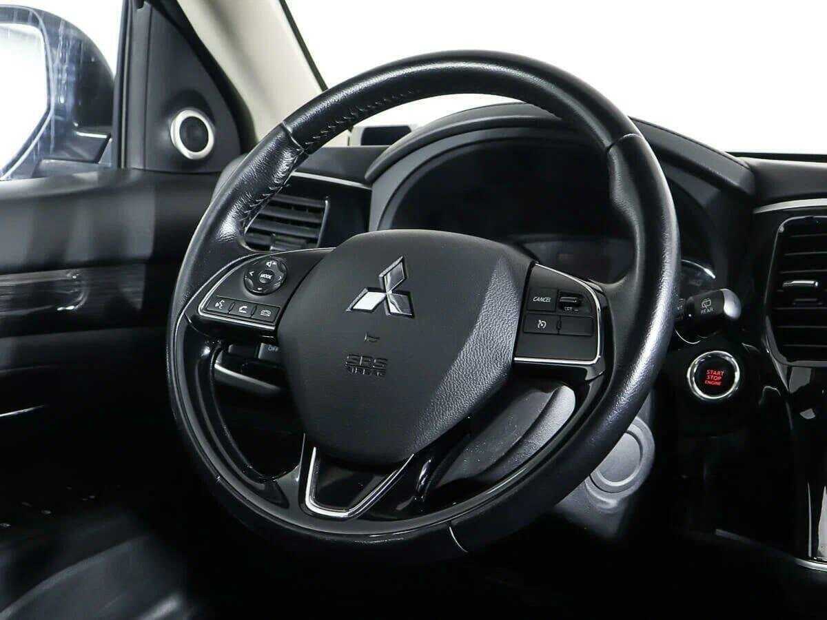 Mitsubishi Outlander 2016 года с пробегом. Фото: #8