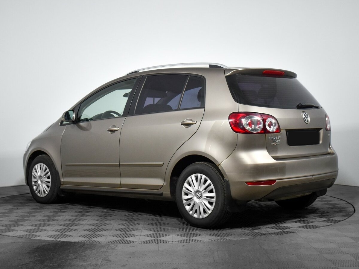 Volkswagen Golf Plus 2012 года с пробегом. Фото: #6