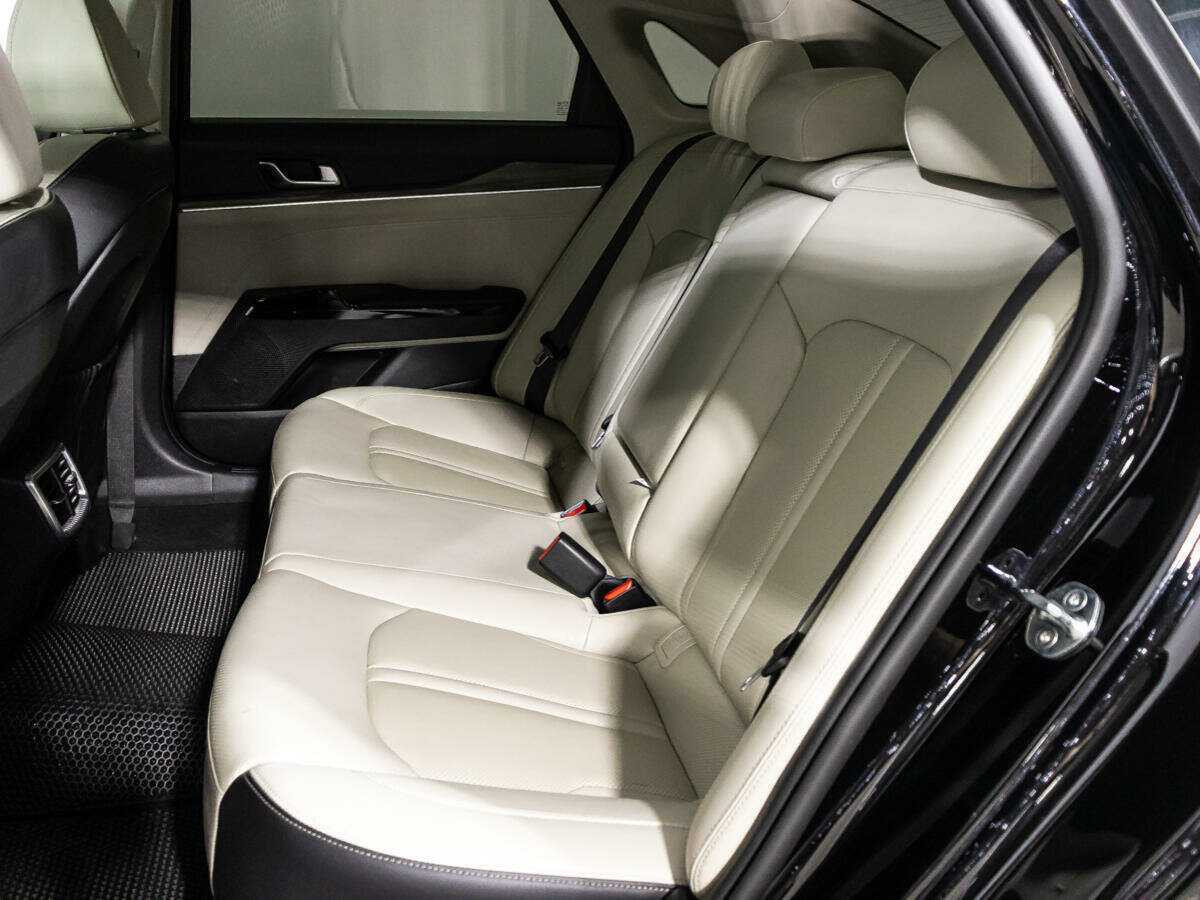 Kia K5 2021 года с пробегом. Фото: #9