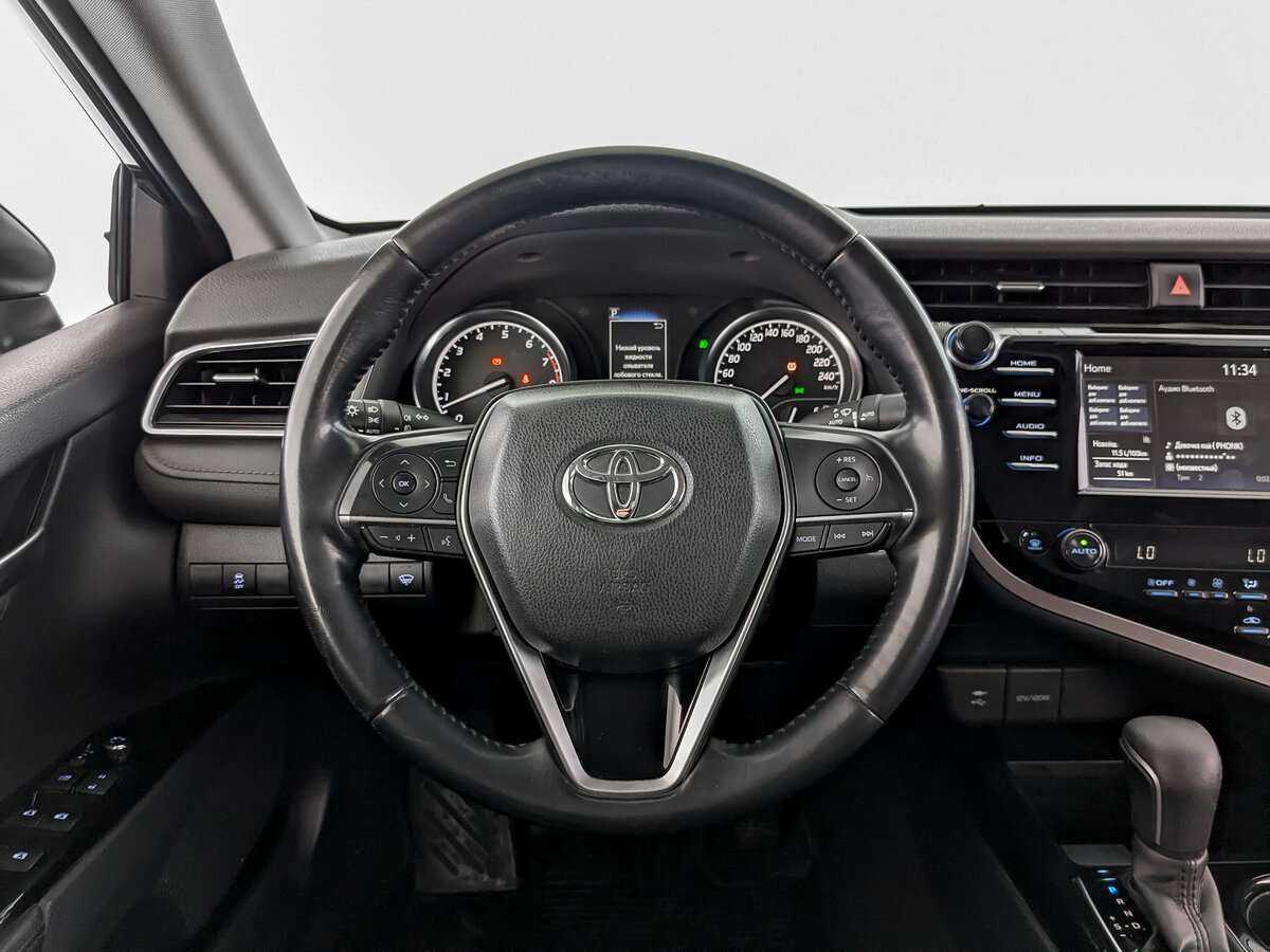 Toyota Camry 2019 года с пробегом. Фото: #17