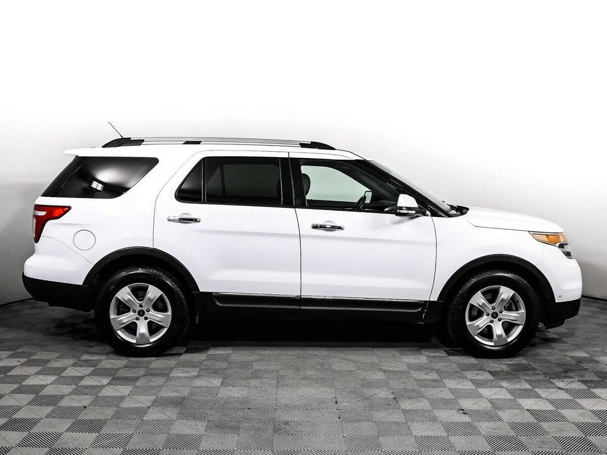 Ford Explorer 2014 года с пробегом. Фото: #3