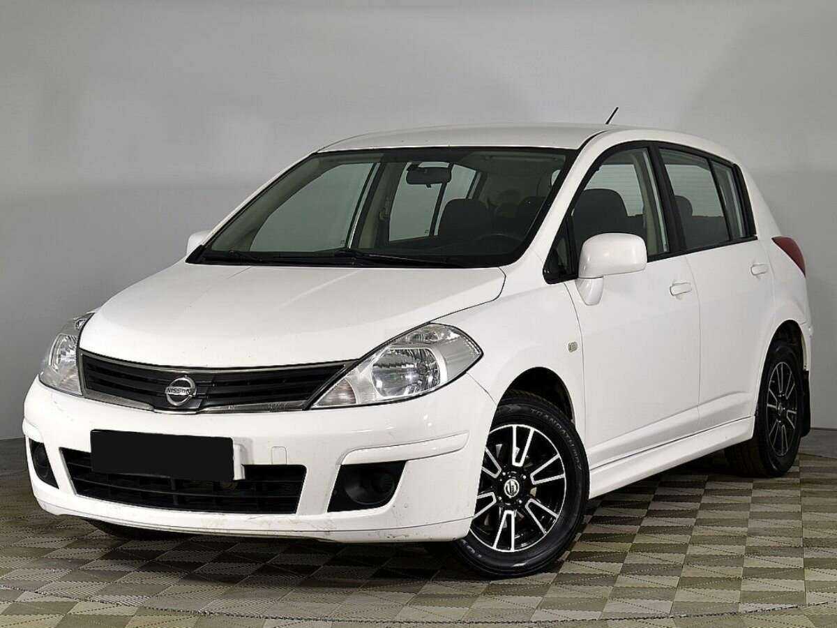 Nissan Tiida 2013 года с пробегом. Фото: #0