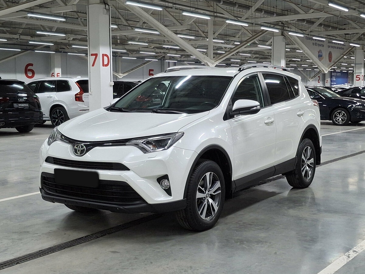 Toyota RAV4 2016 года с пробегом. Фото: #0