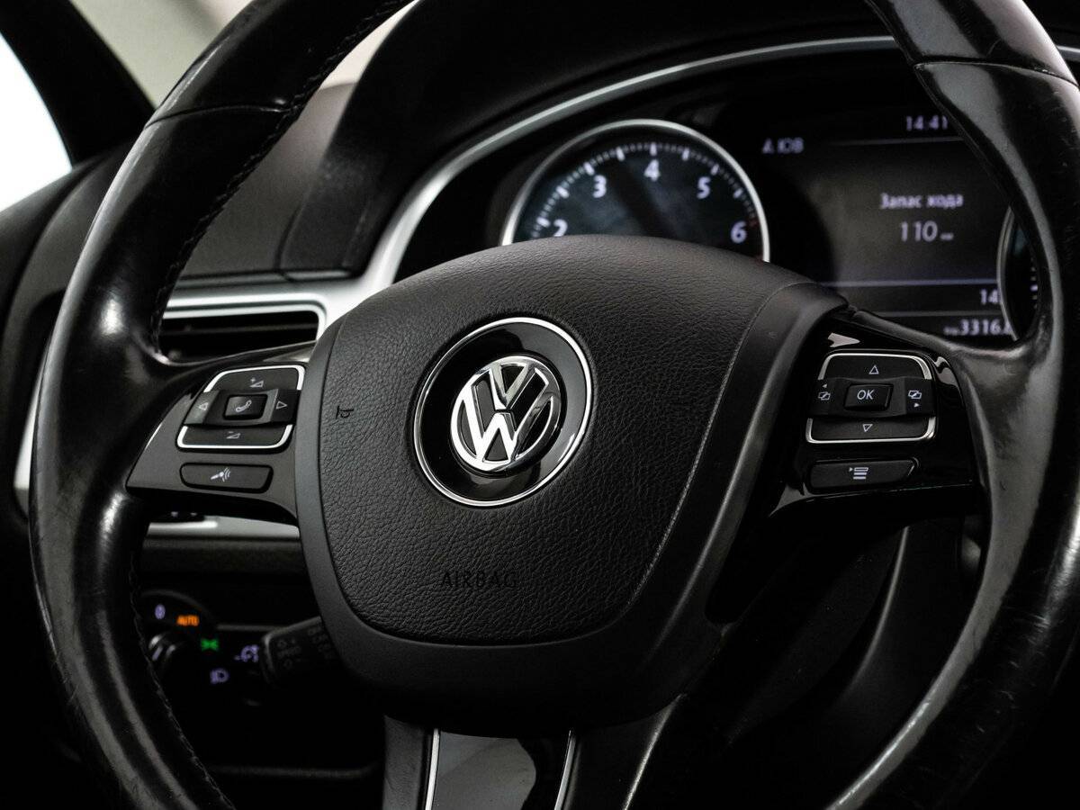 Volkswagen Touareg 2015 года с пробегом. Фото: #11