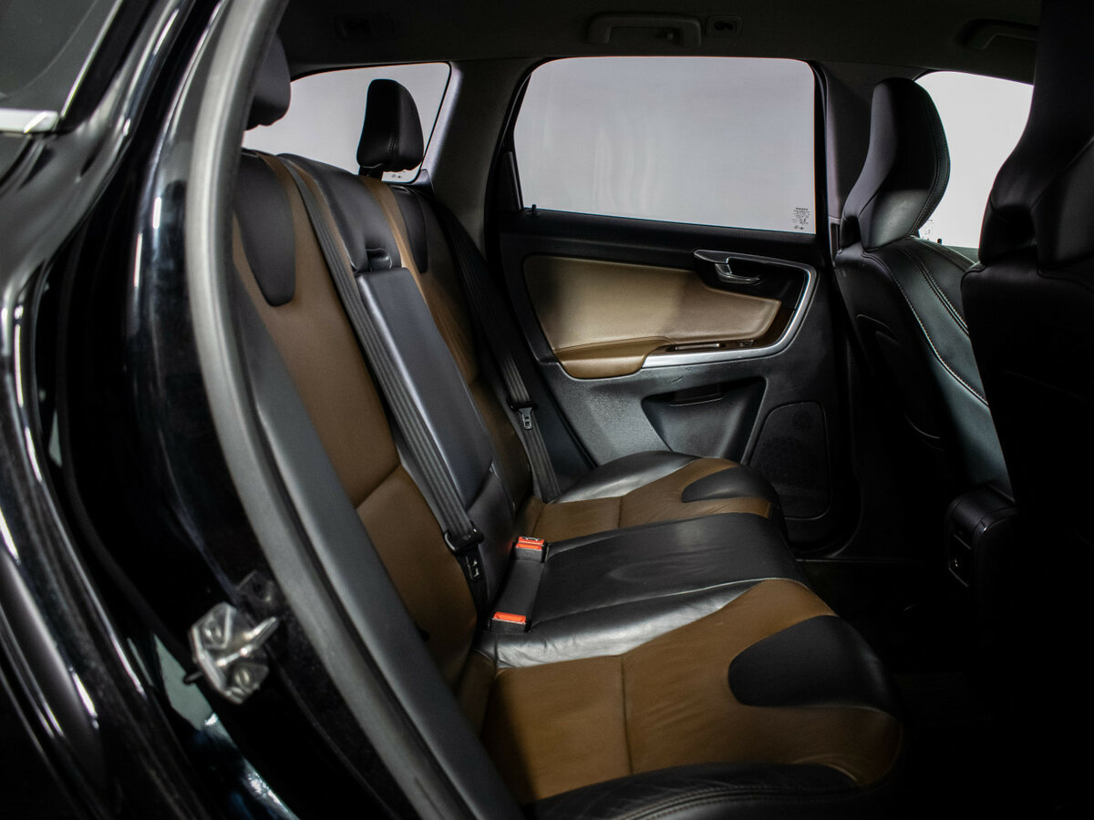 Volvo XC60 2015 года с пробегом. Фото: #8