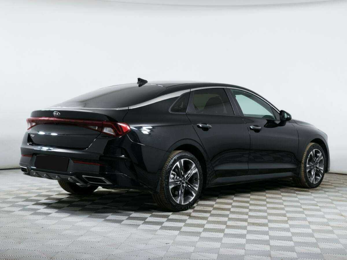 Kia K5 2021 года с пробегом. Фото: #4