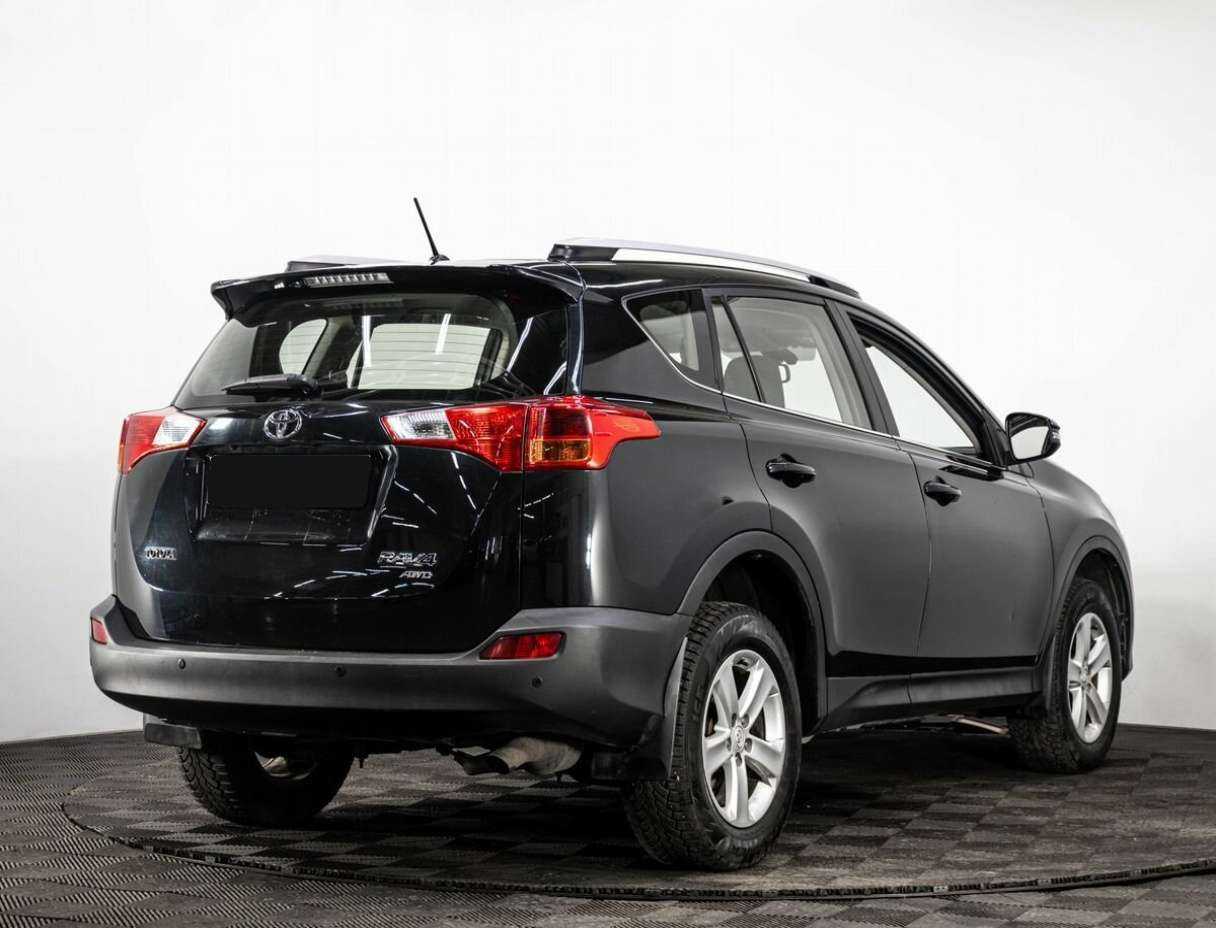Toyota RAV4 2014 года с пробегом. Фото: #5