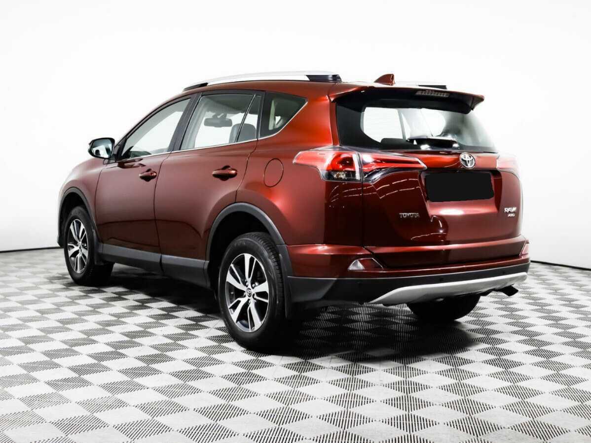 Toyota RAV4 2017 года с пробегом. Фото: #6