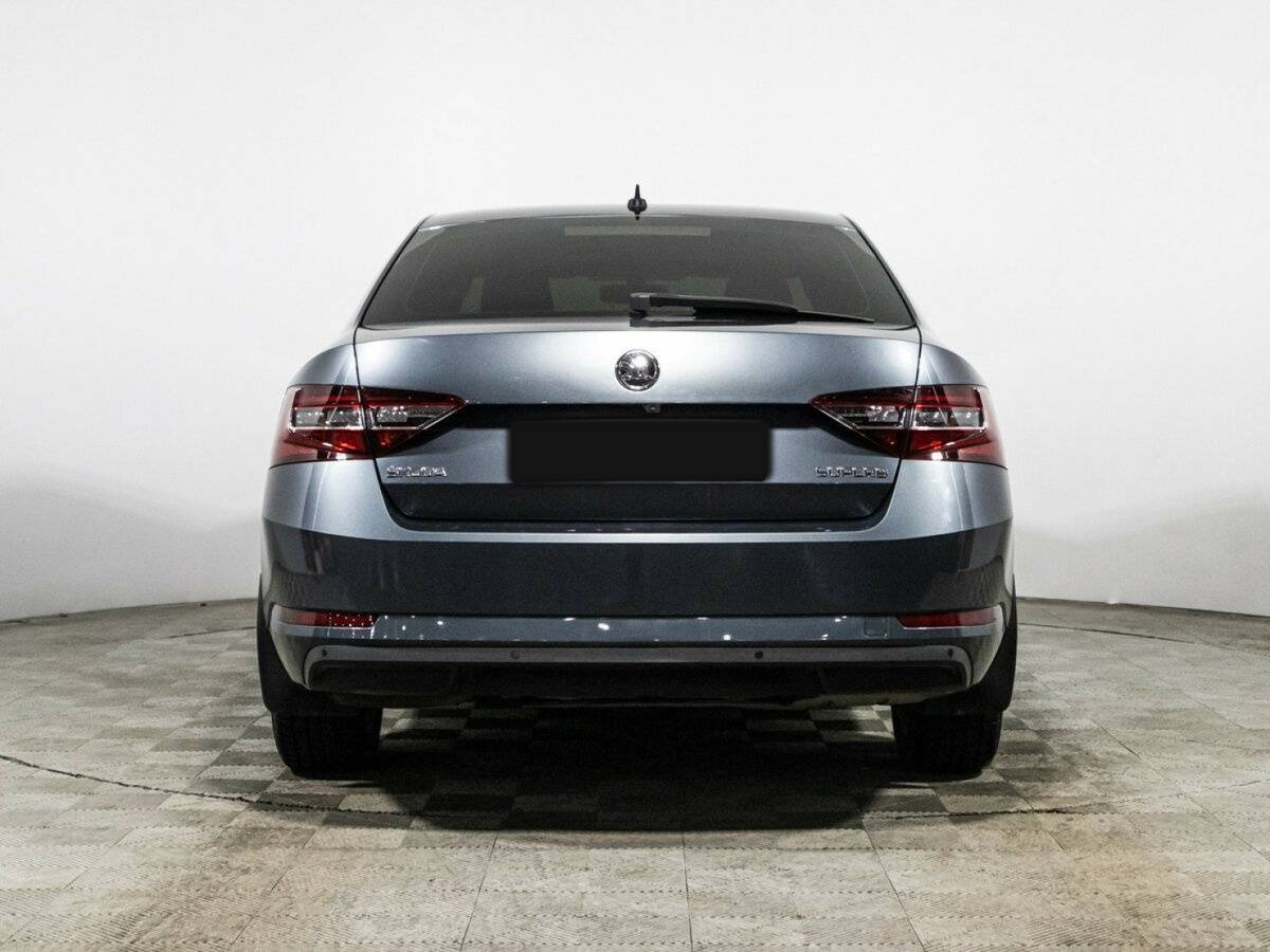 Skoda Superb 2018 года с пробегом. Фото: #5