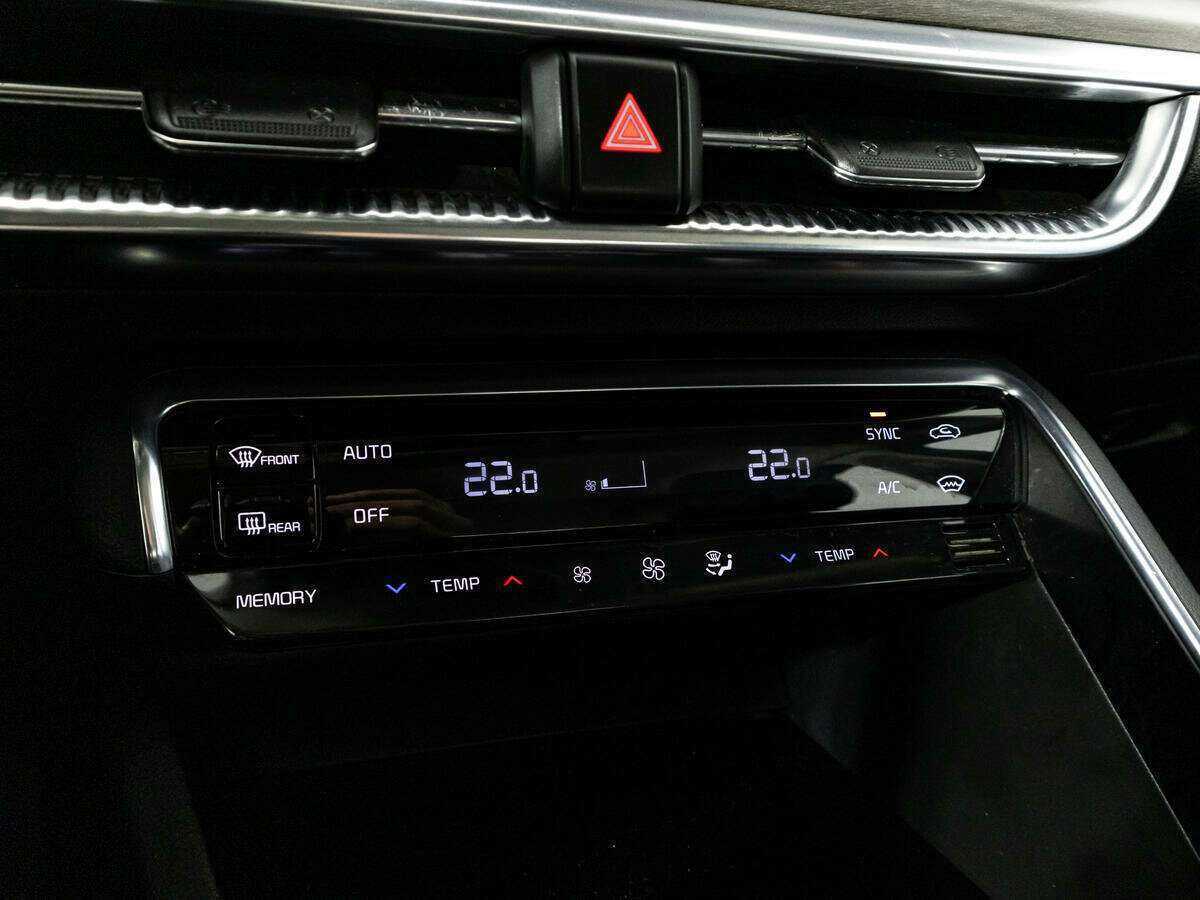 Kia K5 2021 года с пробегом. Фото: #21