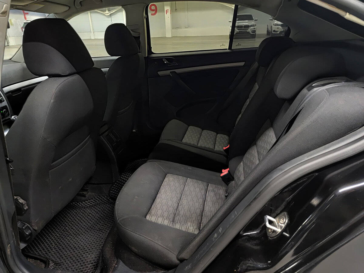 Skoda Octavia 2013 года с пробегом. Фото: #10