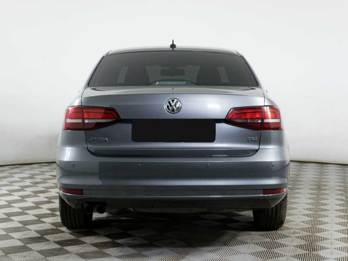 Volkswagen Jetta 2016 года с пробегом. Фото: #4
