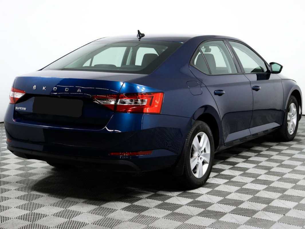Skoda Superb 2020 года с пробегом. Фото: #4