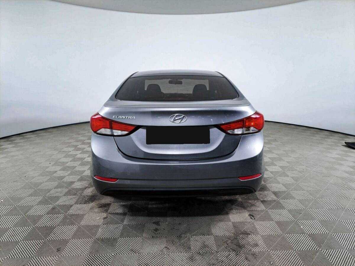 Hyundai Elantra 2015 года с пробегом. Фото: #5