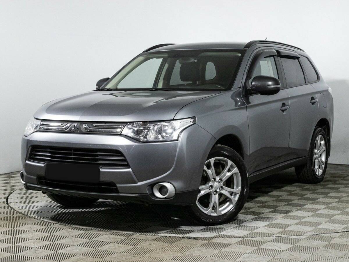 Mitsubishi Outlander 2012 года с пробегом. Посмотреть фото