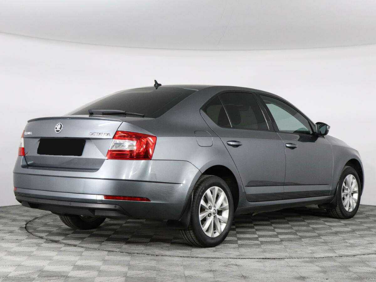 Skoda Octavia 2018 года с пробегом. Фото: #4