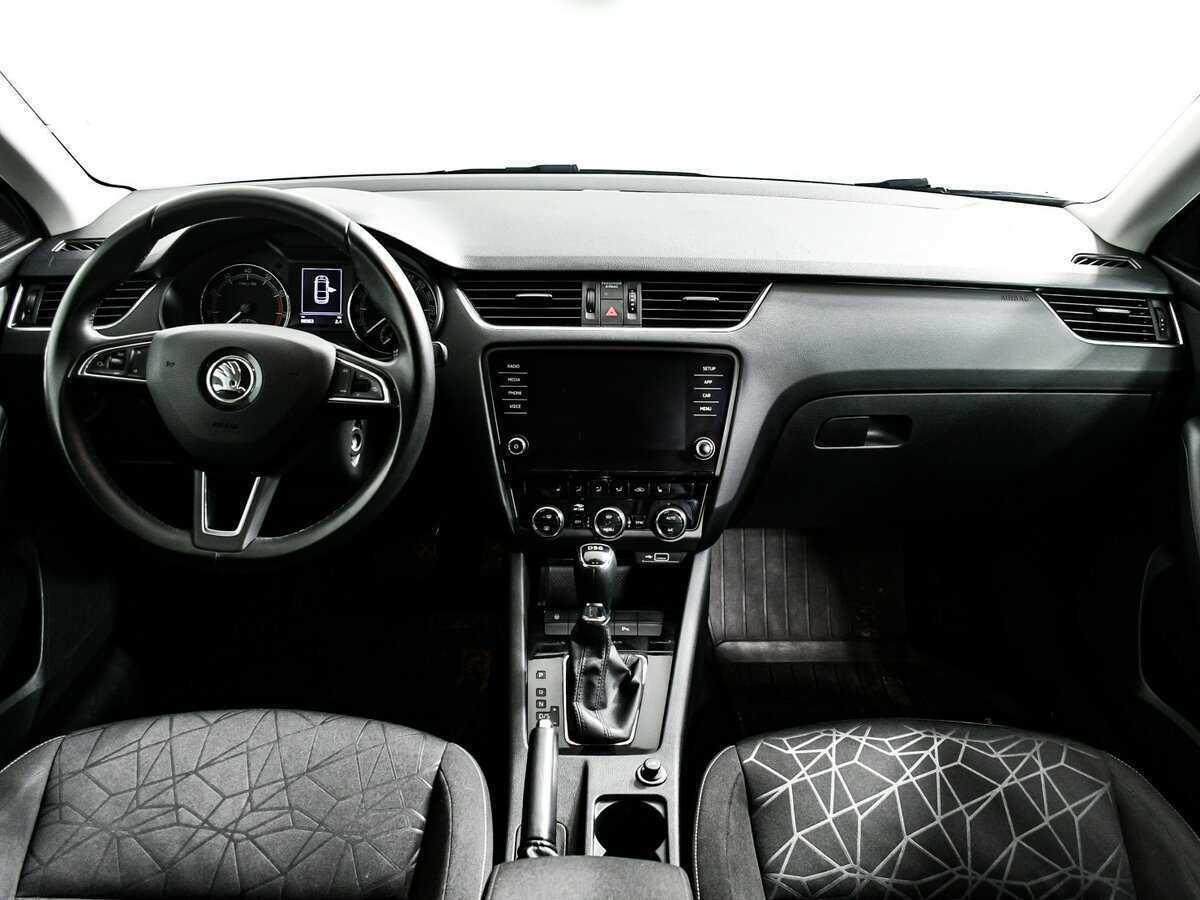 Skoda Octavia 2019 года с пробегом. Фото: #8
