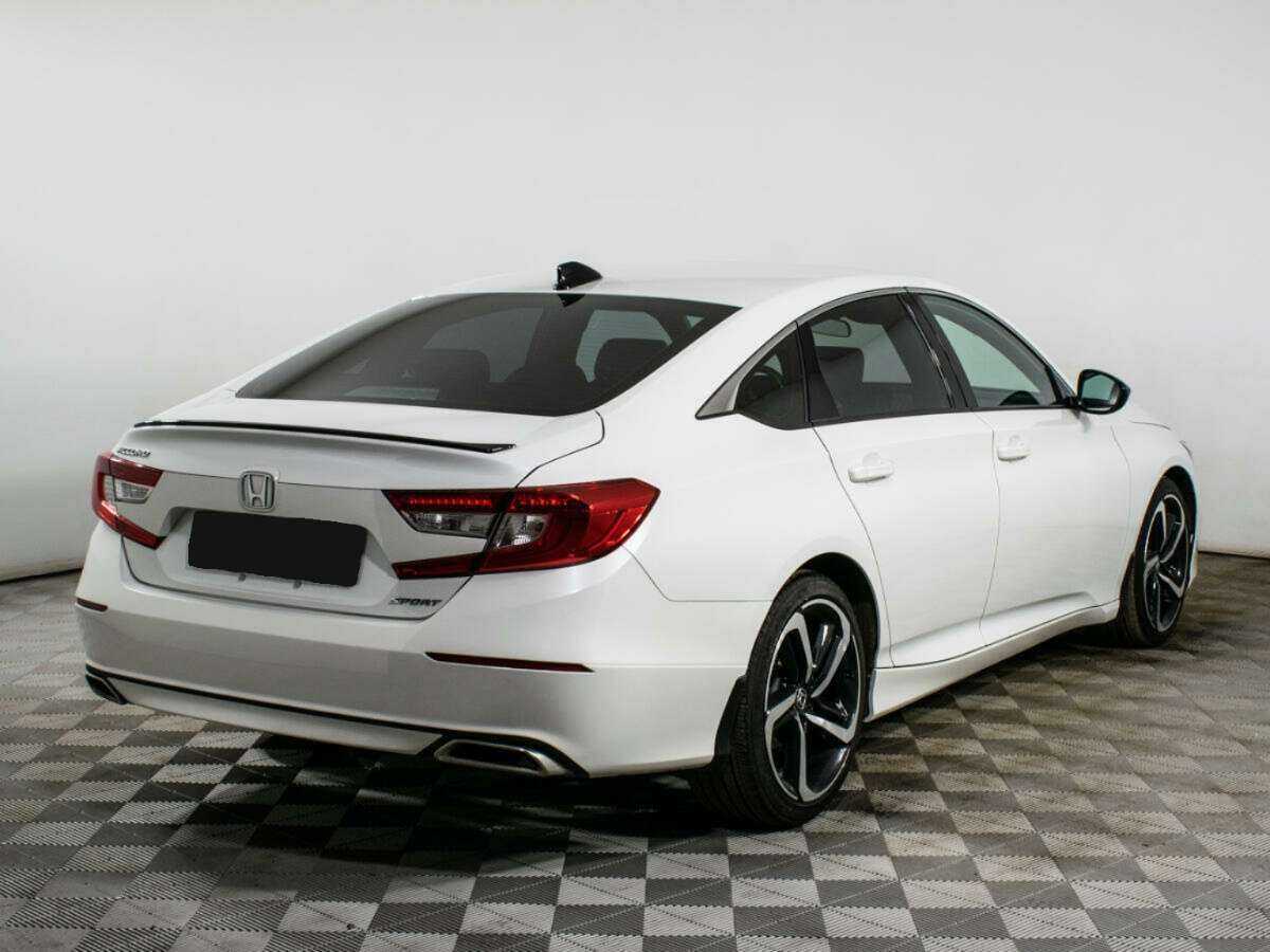 Honda Accord 2022 года с пробегом. Фото: #3