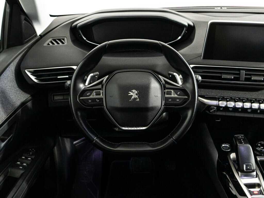 Peugeot 3008 2019 года с пробегом. Фото: #18