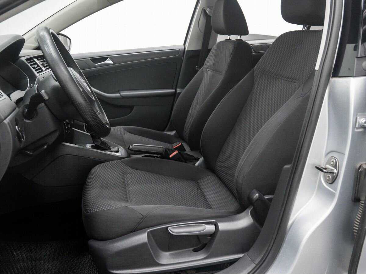 Volkswagen Jetta 2013 года с пробегом. Фото: #13