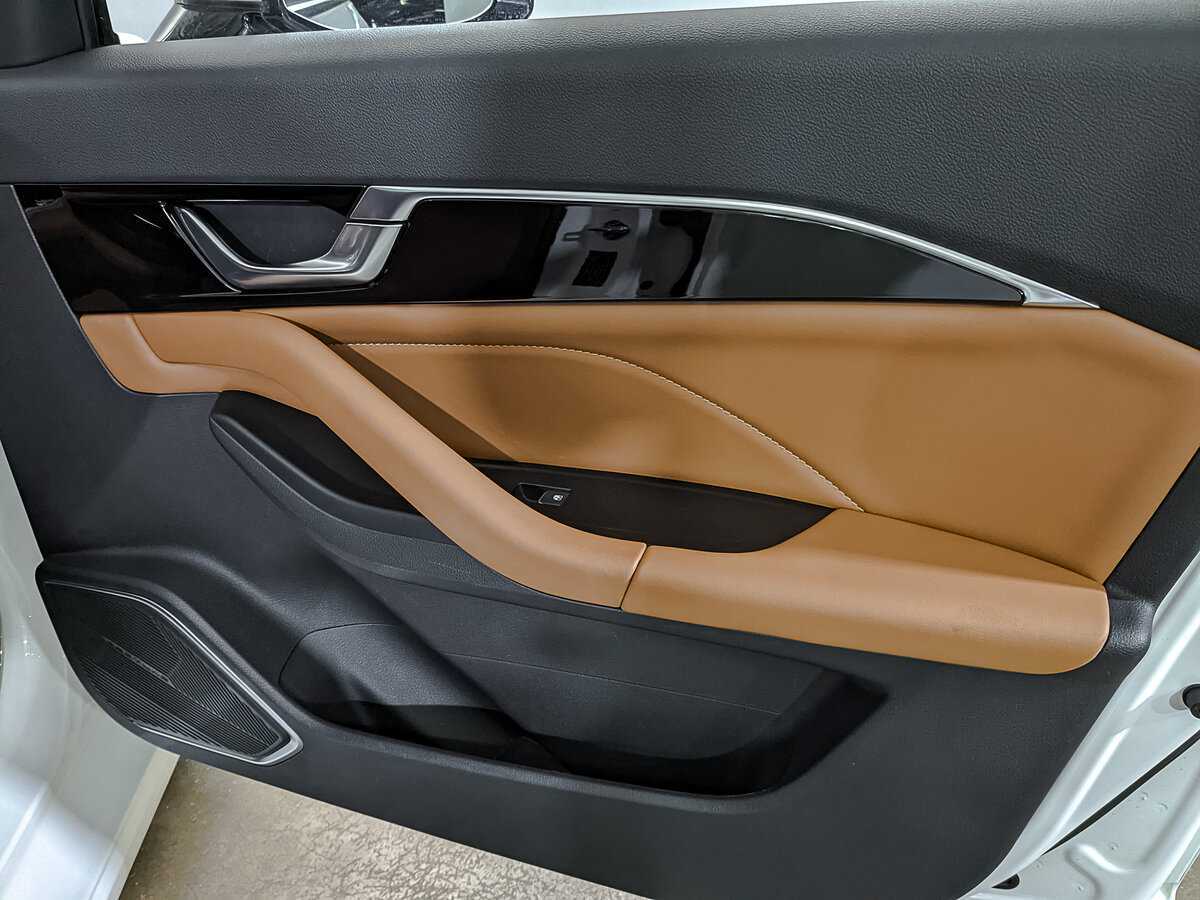 FAW Bestune B70 2023 года с пробегом. Фото: #21