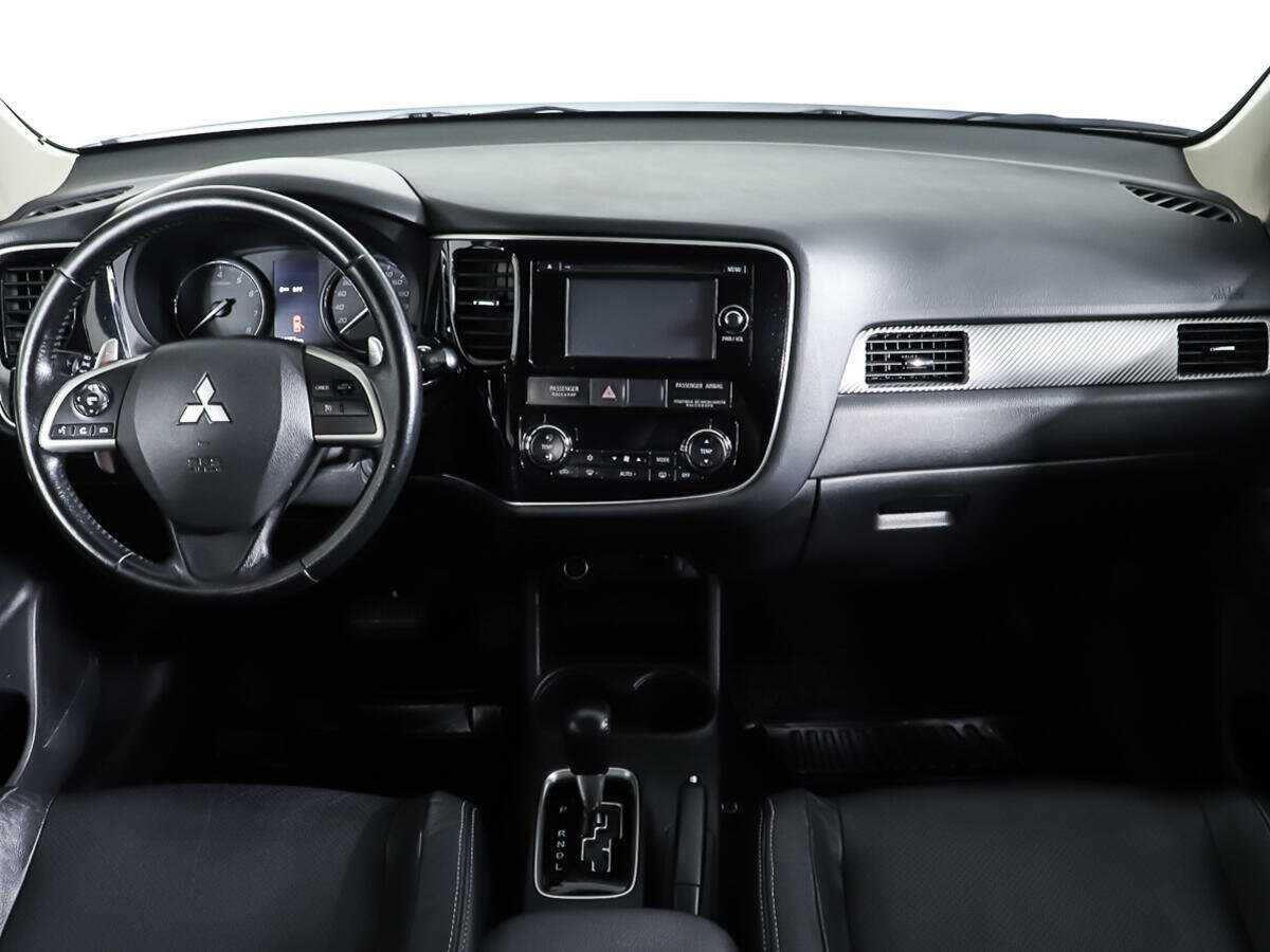Mitsubishi Outlander 2013 года с пробегом. Фото: #10