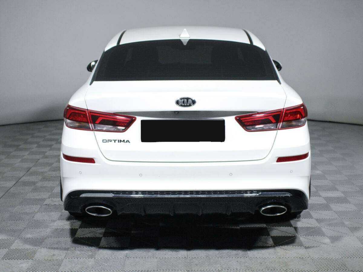 Kia Optima 2018 года с пробегом. Фото: #4