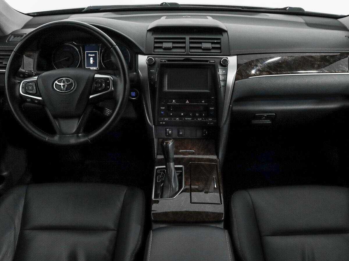 Toyota Camry 2016 года с пробегом. Фото: #13