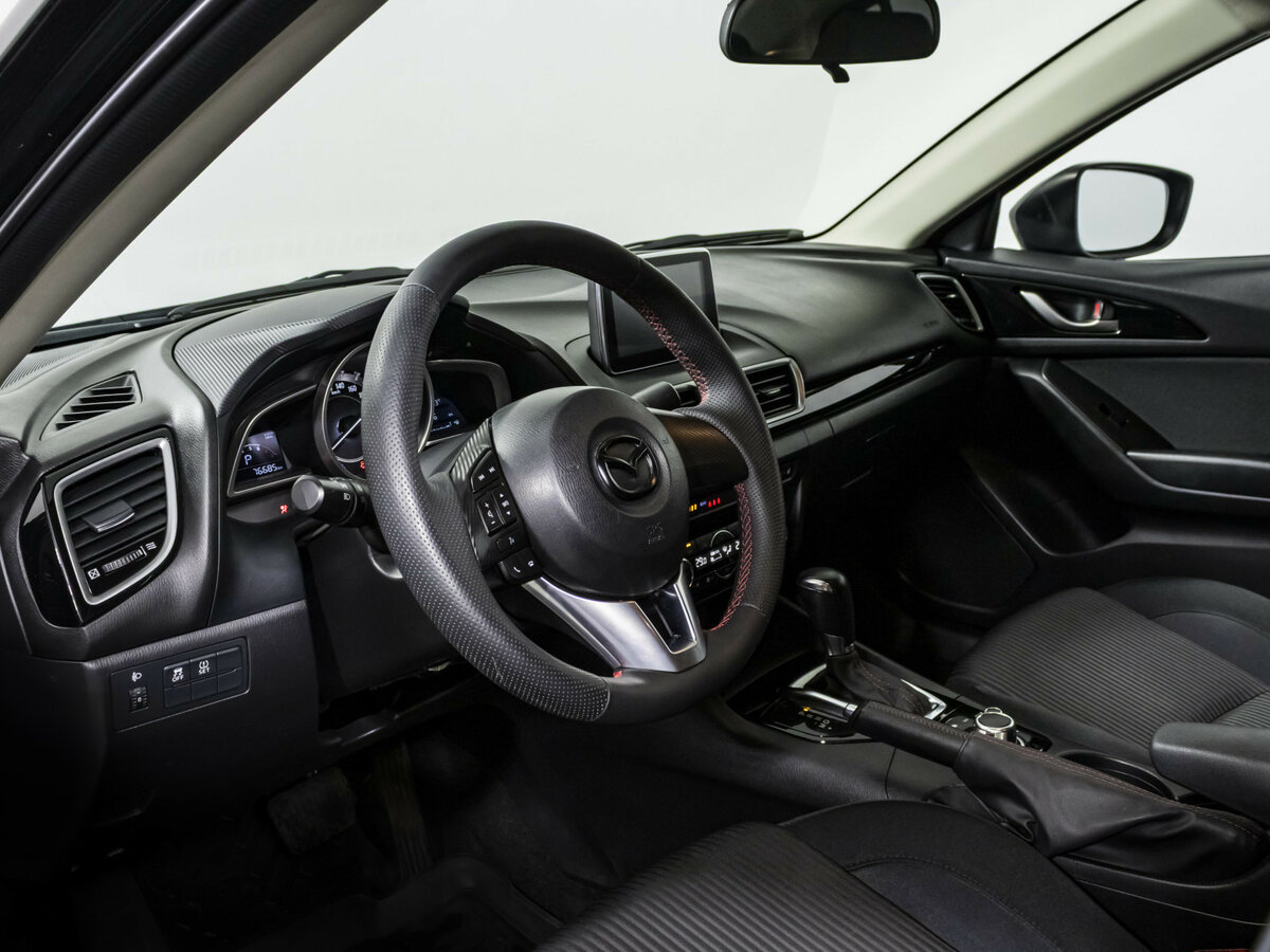 Mazda 3 2015 года с пробегом. Фото: #7