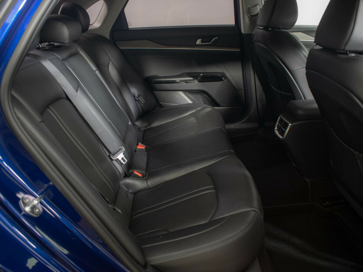 Kia K5 2021 года с пробегом. Фото: #7