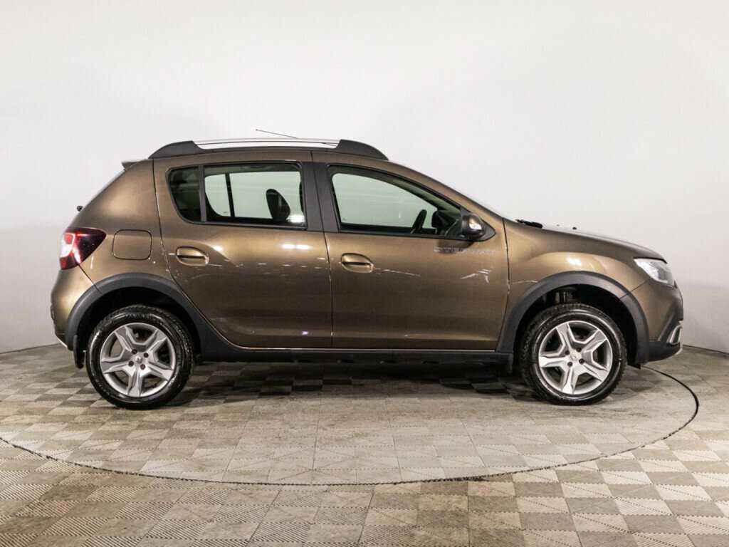 Renault Sandero 2022 года с пробегом. Фото: #3