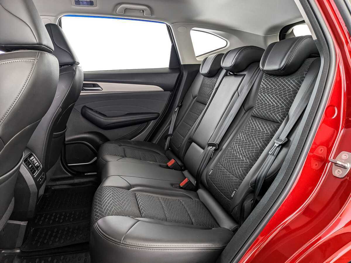 Haval F7 2024 года с пробегом. Фото: #17