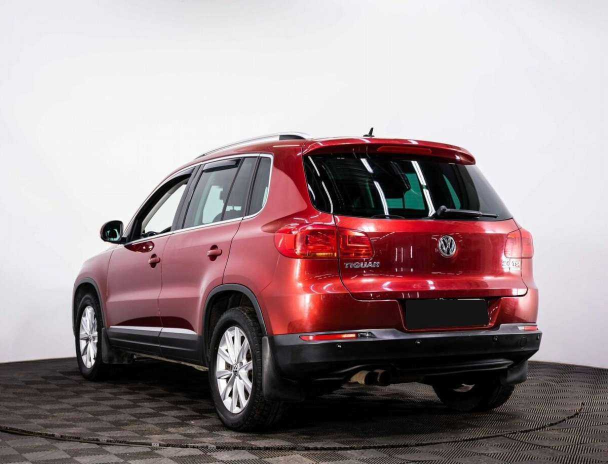 Volkswagen Tiguan 2012 года с пробегом. Фото: #3