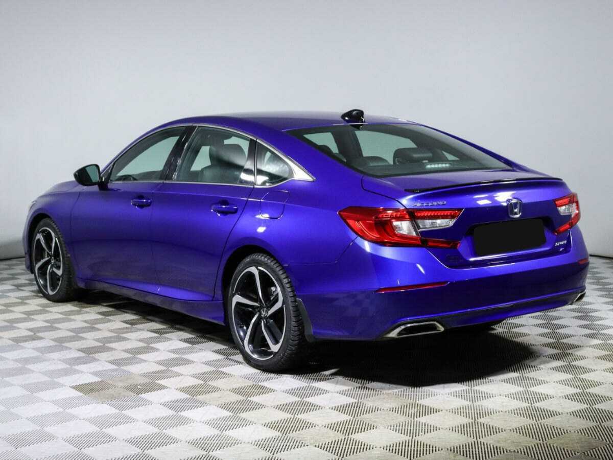 Honda Accord 2022 года с пробегом. Фото: #4