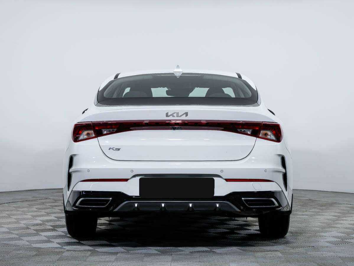 Kia K5 2022 года с пробегом. Фото: #4
