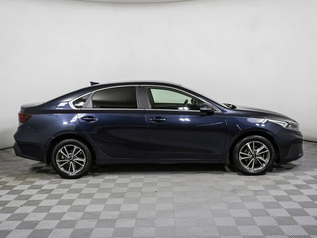 Kia Cerato 2021 года с пробегом. Фото: #3