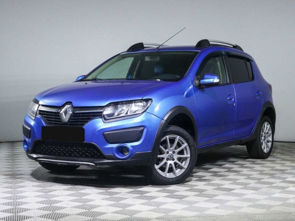 Renault Sandero 2015 года с пробегом. Посмотреть фото