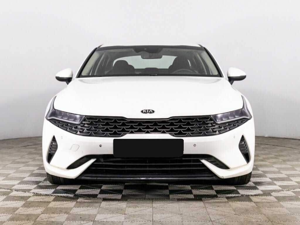 Kia K5 2021 года с пробегом. Фото: #1