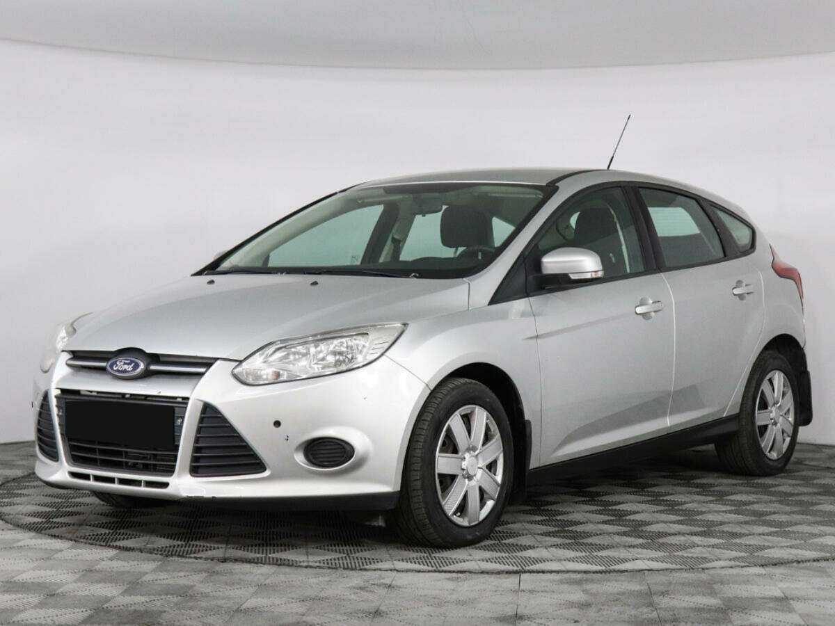 Ford Focus 2014 года с пробегом. Посмотреть фото