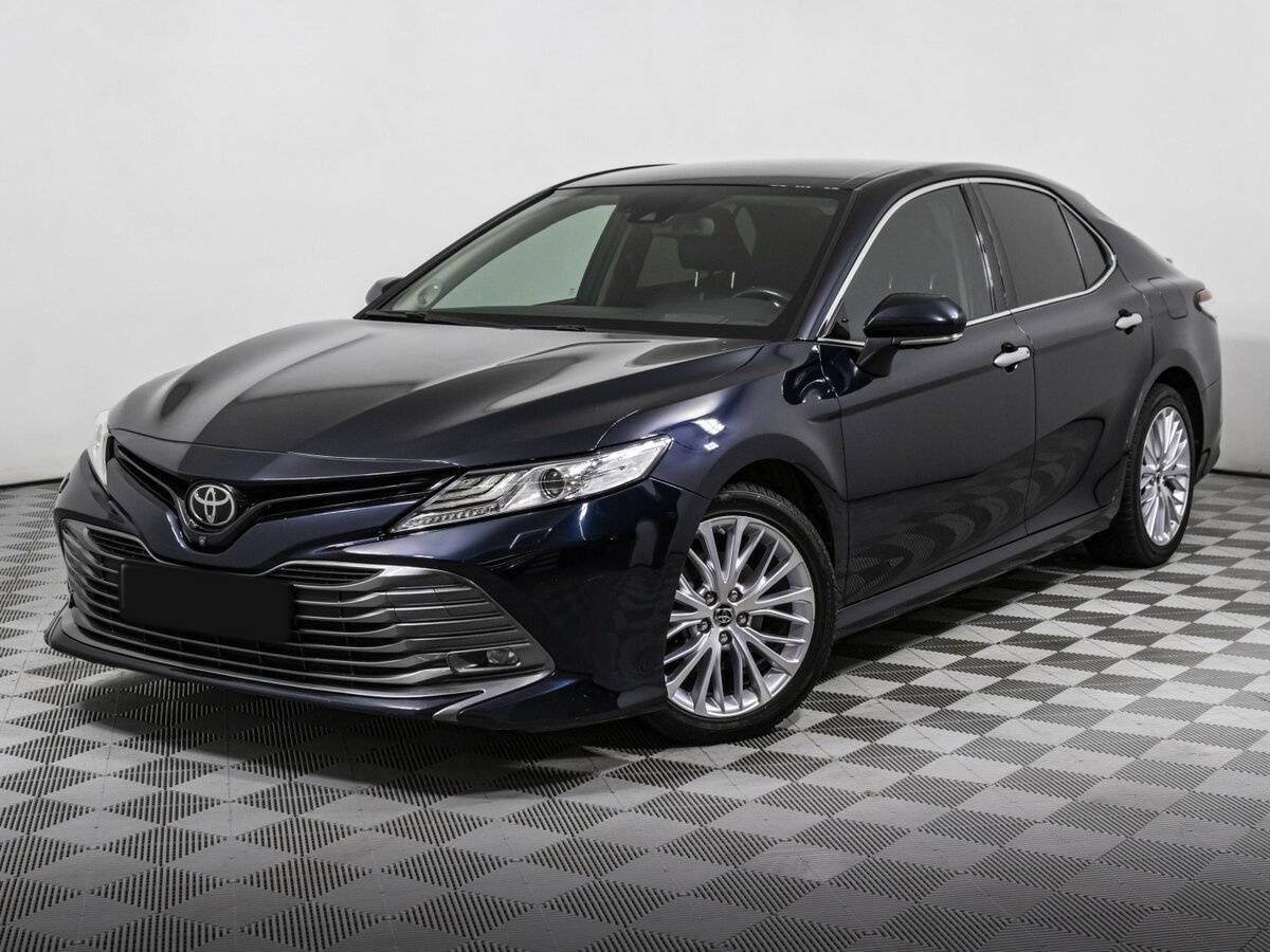Toyota Camry 2018 года с пробегом. Фото: #0