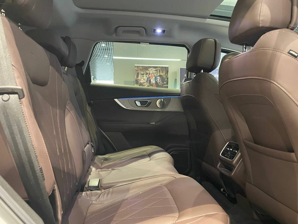 Chery Tiggo 8 Pro Max 2023 года с пробегом. Фото: #10